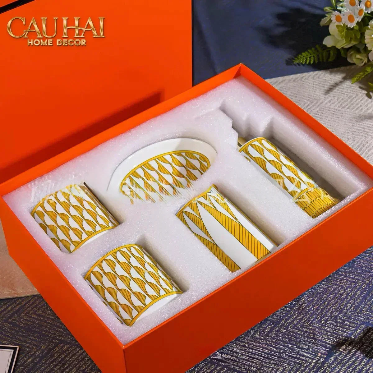 Maison Couture - Set Nhà Tắm 5 Món "Dây Cương Kỵ Sĩ H Class Tressé Harnais Équestre Bathroom Vanities-PHỤ KIỆN NHÀ TẮM-CẬU HAI HOME DECOR-CẬU HAI HOME DECOR