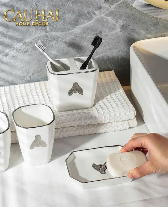 Maison Couture - Set Nhà Tắm G Class Élégance Miel Doré – Golden Queen Bee 5Pcs-Set nhà tắm bathroom vanities-CẬU HAI HOME DECOR