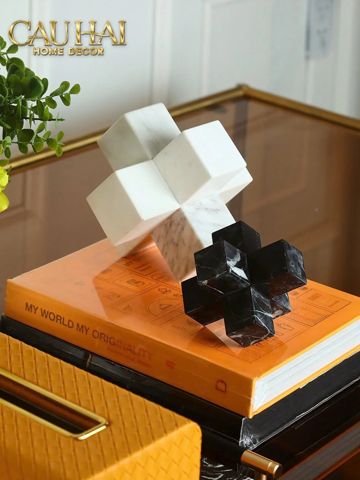 Maison Couture - Set Tượng Marble Cross Reflection - Ss25-TƯỢNG TRANG TRÍ-CẬU HAI HOME DECOR