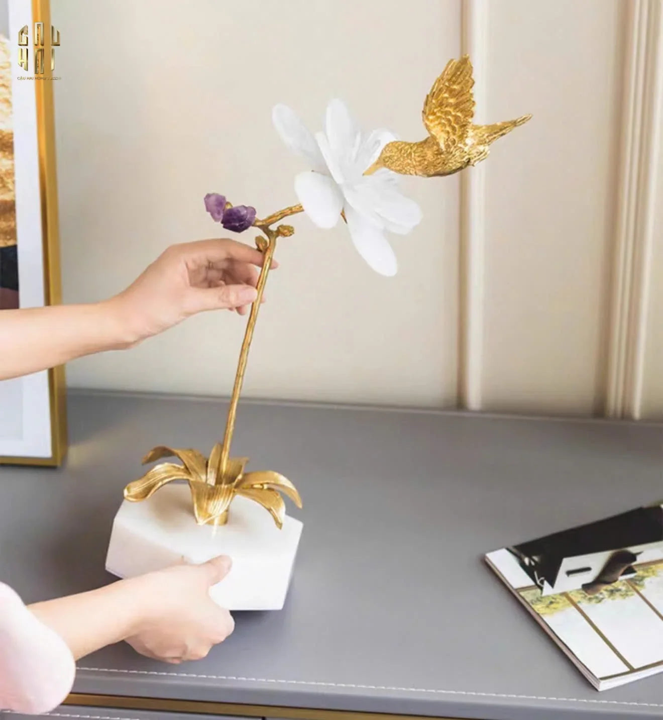 Maison Couture - Tượng Chim Hoàng Yến Embrace Canari Ss25-CẬU HAI HOME DECOR