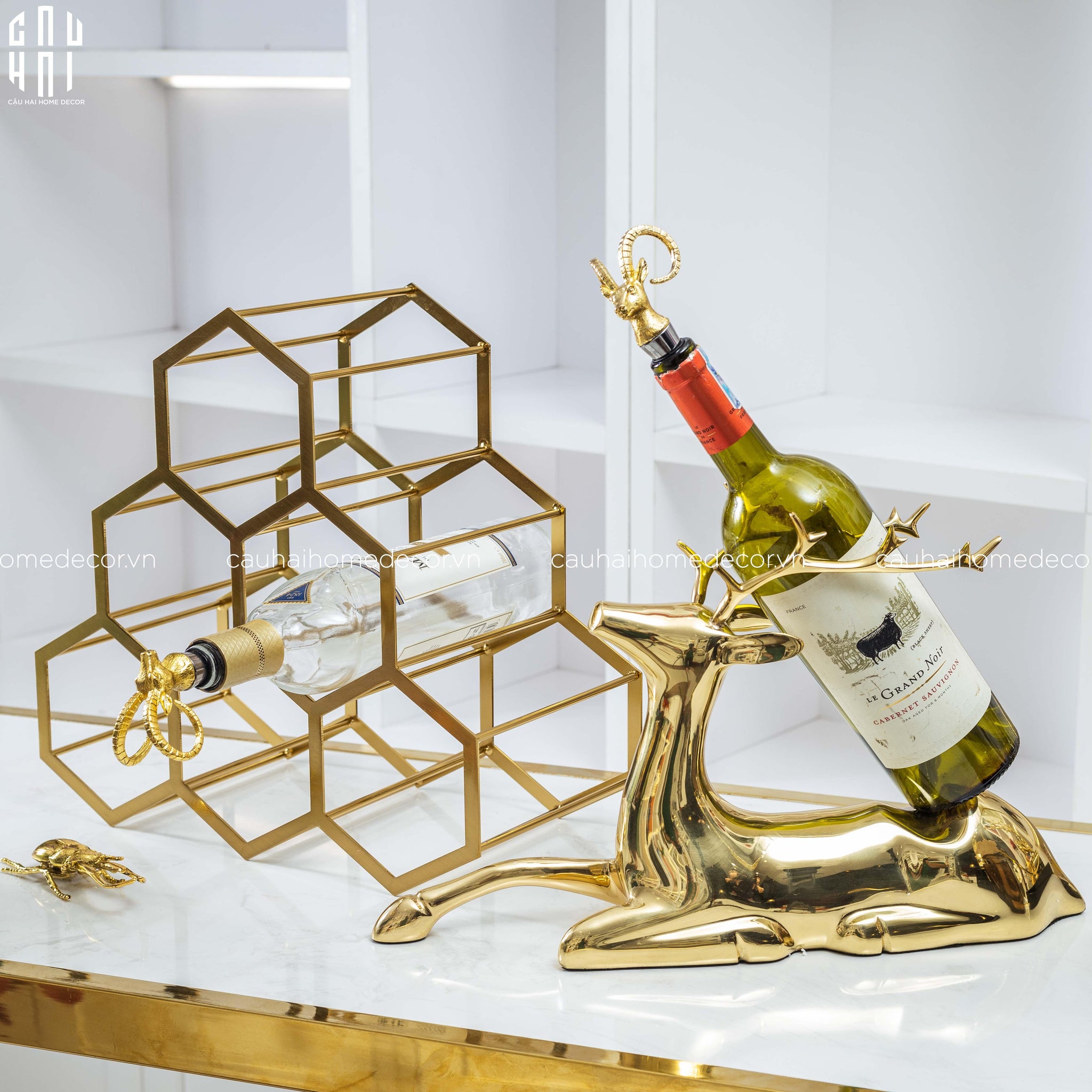 Maison Couture - Tượng Đế Đỡ Rượu Hươu Đồng Brasson Premium Wine Holder - Mythical Goddess Elk Ss25-TƯỢNG TRANG TRÍ-CẬU HAI HOME DECOR