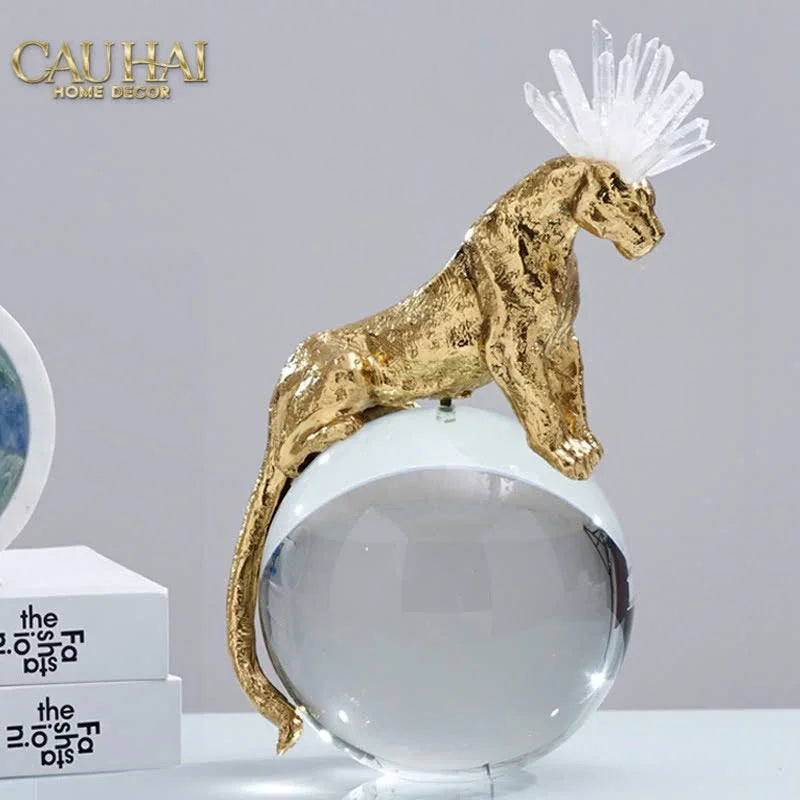 Maison Couture - Tượng Quả Cầu Pha Lê - Báo Đồng Đá Thạch Anh Trắng Regal Quartz Panther Globe 15x30-TƯỢNG TRANG TRÍ-CẬU HAI HOME DECOR