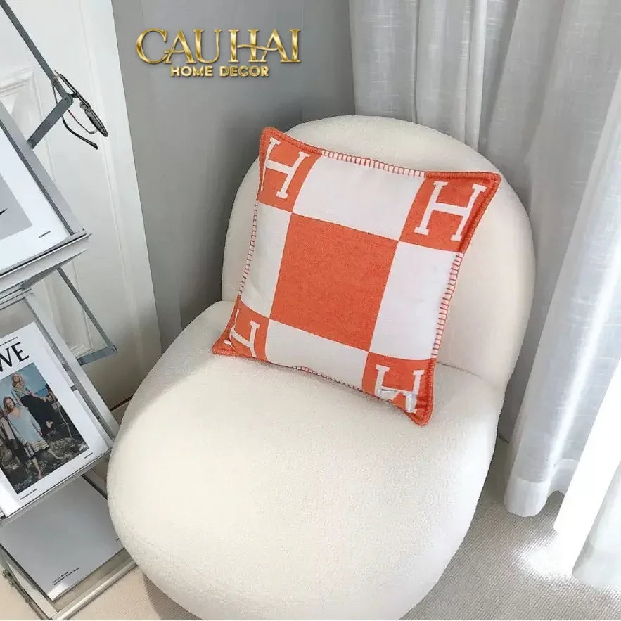 Maison Couture - Vỏ Gối Len Merinos Cashmere Signature Carré H Class 45 - Taupe Orange H-VỎ GỐI-Đối tác tại Trung Quốc theo từng đơn đặt hàng-CẬU HAI HOME DECOR
