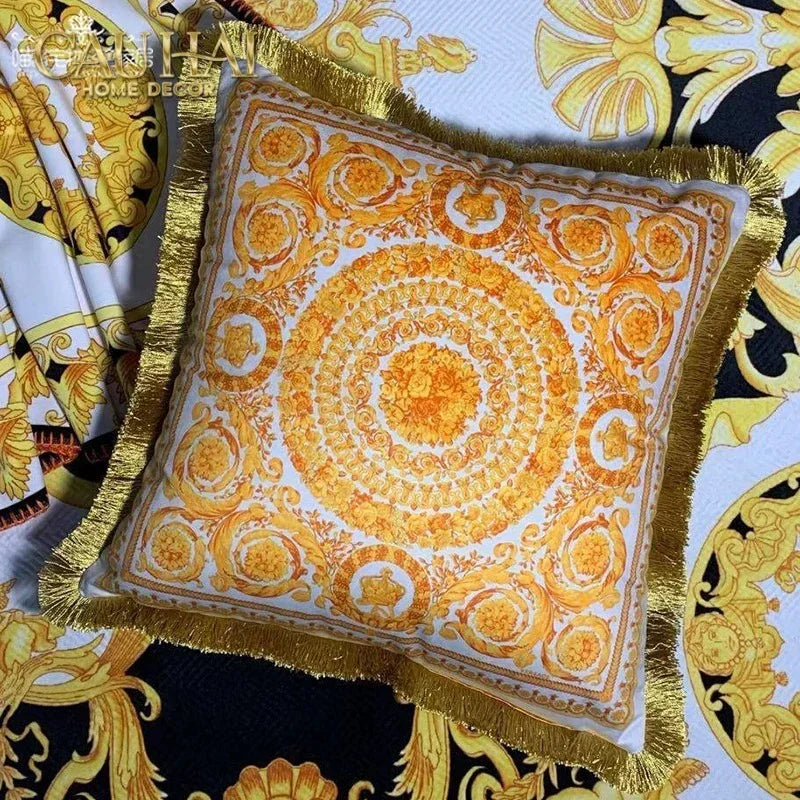Maison Couture - Vỏ Gối Nhung Chenille V Class Barocco Medusa Haze - Regal Noir Gold 50x50-VỎ GỐI-Đối tác tại Trung Quốc theo từng đơn đặt hàng-CẬU HAI HOME DECOR