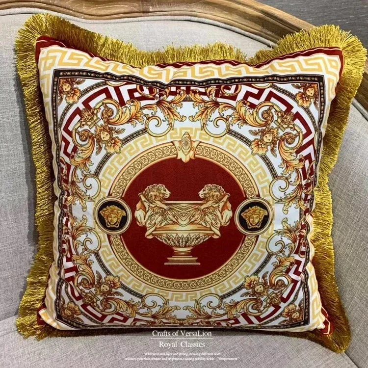 Maison Couture - Vỏ Gối Nhung Chenille V Class Medusa - La Coupe des Dieux - Crimson Rouge 45x45-VỎ GỐI-Đối tác tại Trung Quốc theo từng đơn đặt hàng-CẬU HAI HOME DECOR