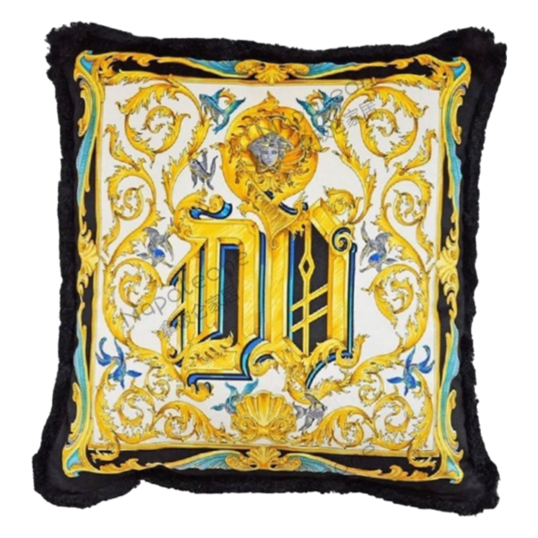 Maison Couture - Vỏ Gối V Class Baroque Acanthus Monogram Cushion 45 Medusa Gala White - Cậu Hai Home Decor