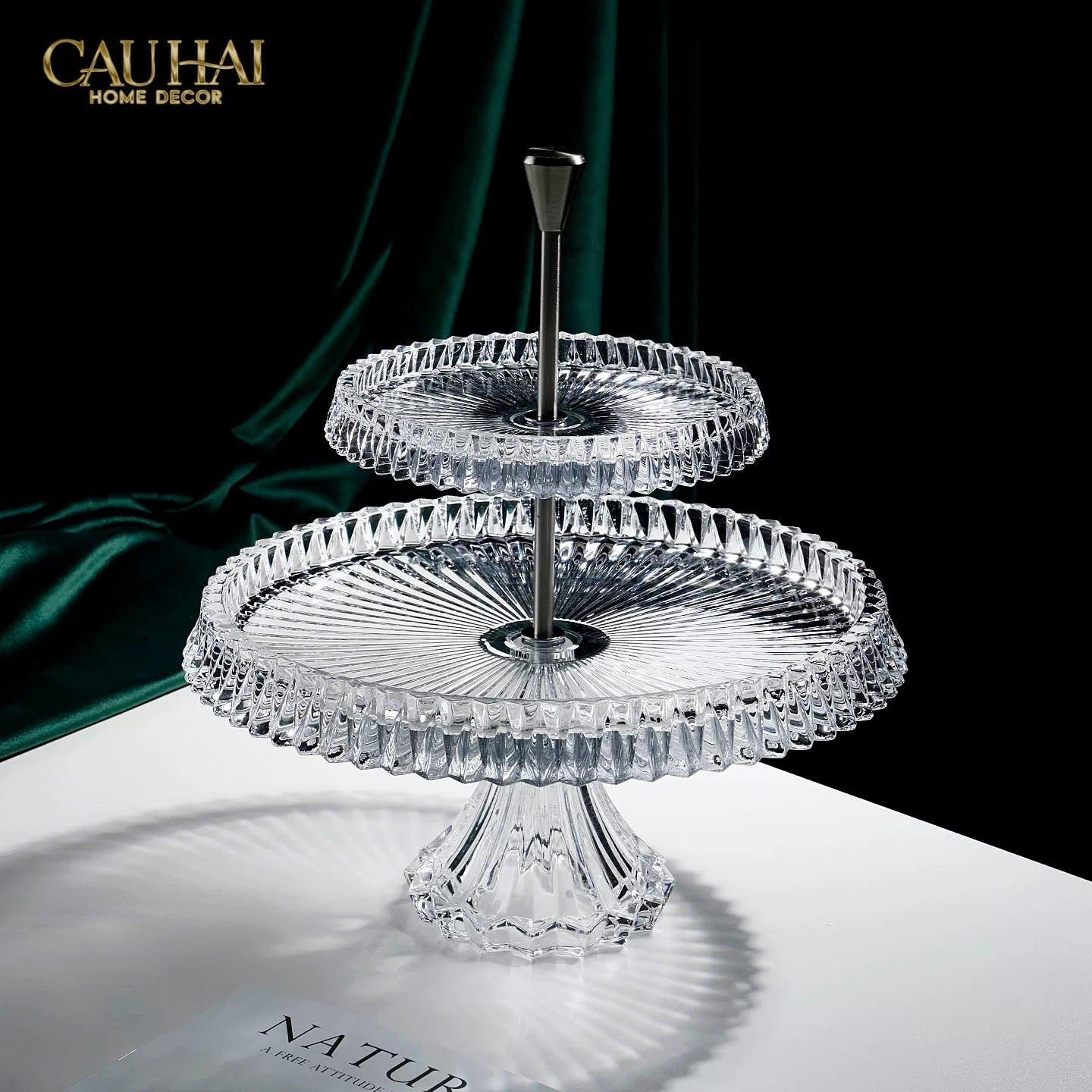 Maison Cristalleries Couture - Đĩa Pha Lê 2 Tầng Lumière Couronne Étagère 2 Niveaux 34x37-SET CHÉN DĨA-CẬU HAI HOME DECOR