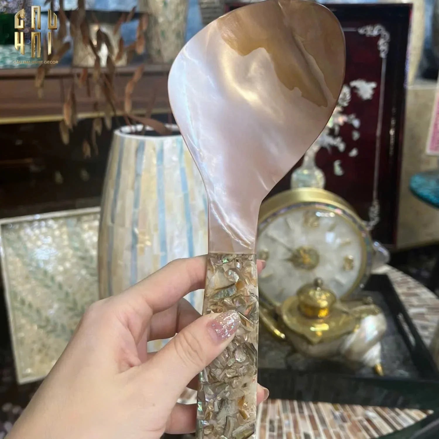 Muỗng Vá Cơm Xà Cừ Glowing Mother-of- Pearl Rice Paddle Tablewares D13-Dinner Cutlery Set Dao Muỗng Nĩa-CẬU HAI HOME DECOR