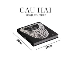 Sách Fashion Runway Van Cleef & Arpels Gems. 24.5x29.5x3.5-SÁCH TRANG TRÍ-CẬU HAI HOME DECOR