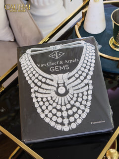 Sách Fashion Runway Van Cleef & Arpels Gems. 24.5x29.5x3.5-SÁCH TRANG TRÍ-CẬU HAI HOME DECOR