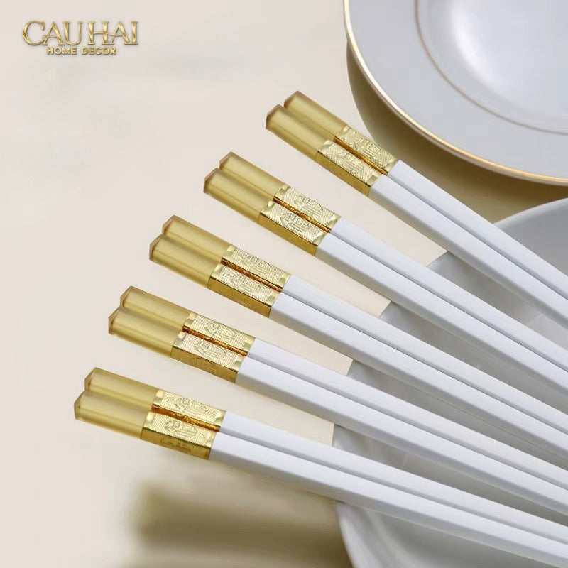 Set 10 Đôi Đũa Sợi Thuỷ Tinh - Amber Black Chopsticks 27cm-CẬU HAI HOME DECOR