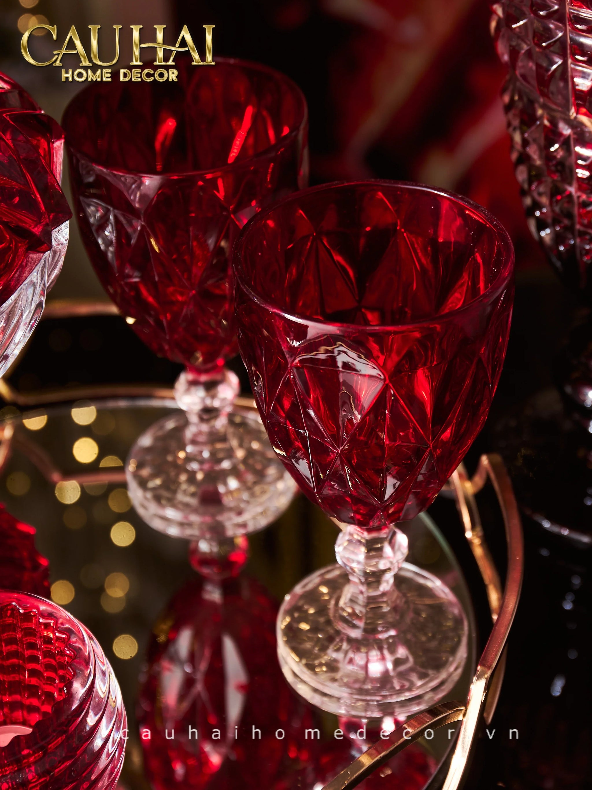 Set 2 Ly Cocktail Thuỷ Tinh Diamond Facetté Goblet - Ruby Red 8.6x16.8 300Ml-LY THỦY TINH-CẬU HAI HOME DECOR