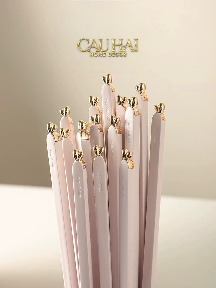 Set 5 Đôi Đũa Sợi Thuỷ Tinh - Love Heart Antibacterial Chopsticks 24cm-Dinner Cutlery Set Dao Muỗng Nĩa-Đối tác tại Trung Quốc theo từng đơn đặt hàng-CẬU HAI HOME DECOR