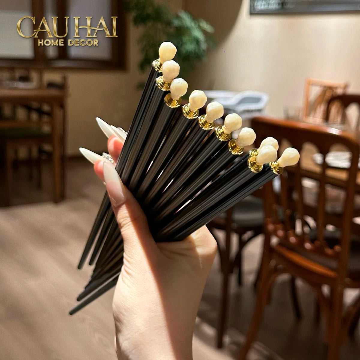 Set 5 Đôi Đũa Sợi Thuỷ Tinh White Pearl Jewelry PET Chopsticks 24.5cm-Dinner Cutlery Set Dao Muỗng Nĩa-Đối tác tại Trung Quốc theo từng đơn đặt hàng-CẬU HAI HOME DECOR