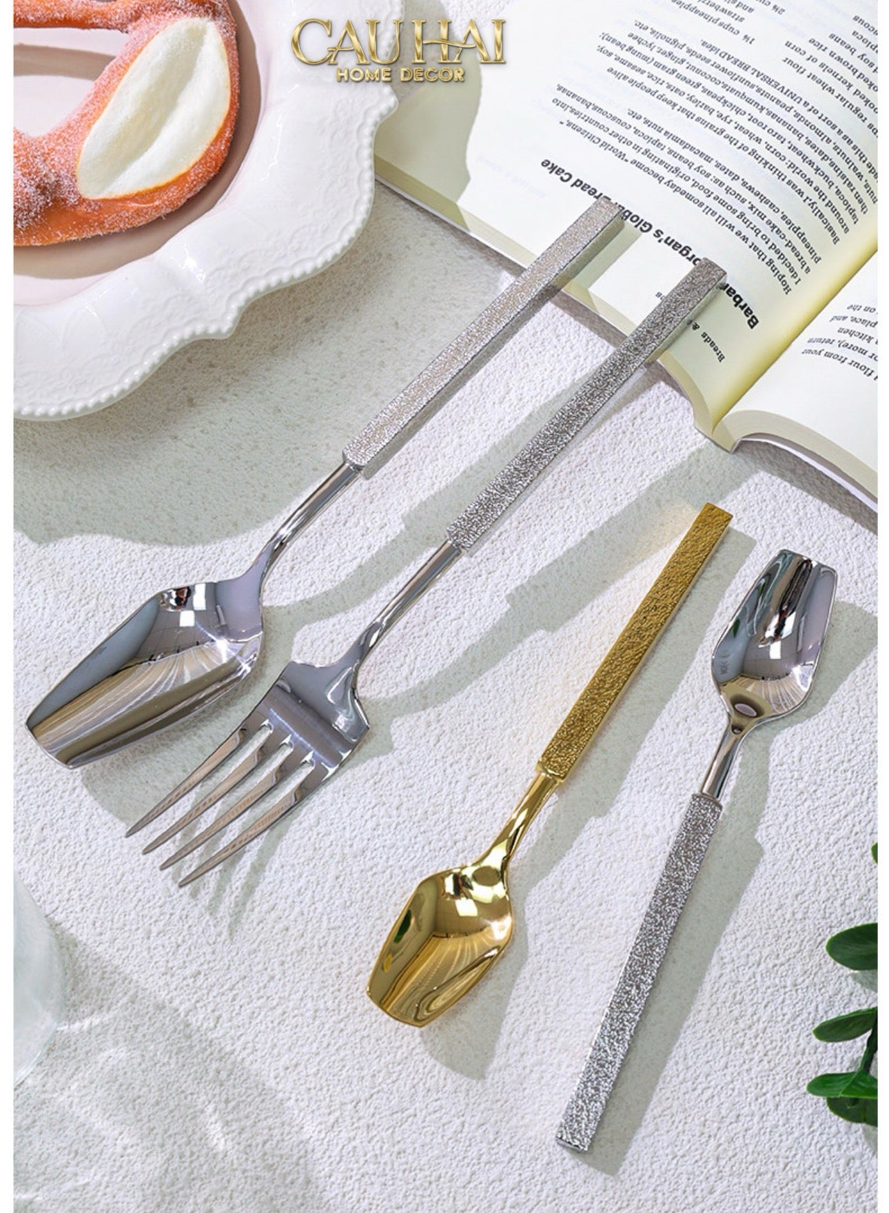 Set Dao Muỗng Nĩa 4 Món Raw Metal Gold Hybrid Dinner Cutlery Set 4pcs-CẬU HAI HOME DECOR