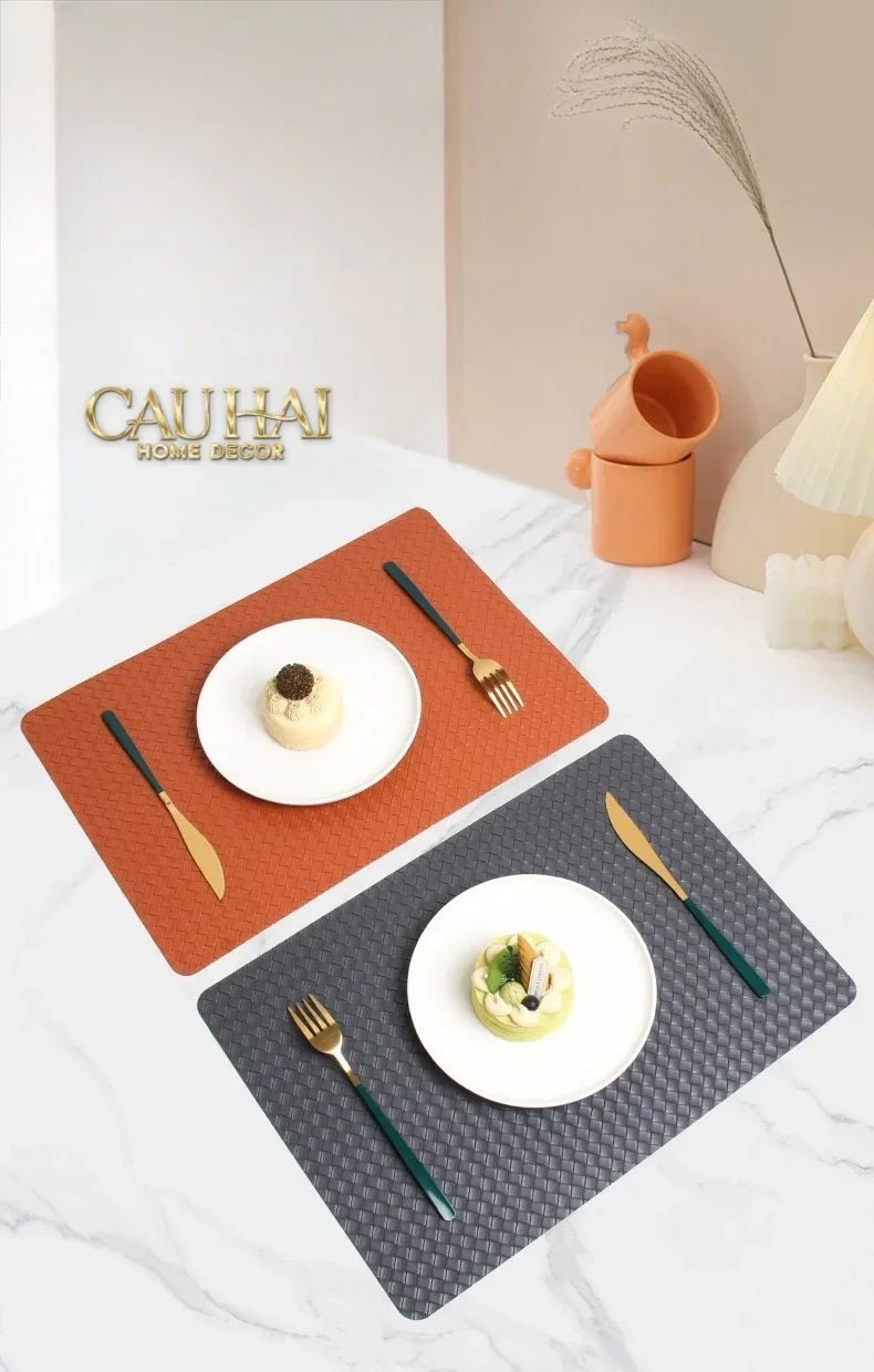 Tấm Lót Bàn Ăn Da Đan Bản Màu Đỏ Mận - Rouge Matte Intrecciato Leather Placemat 30x43 - Đỏ Mận-TẤM LÓT BÀN ĂN-CẬU HAI HOME DECOR