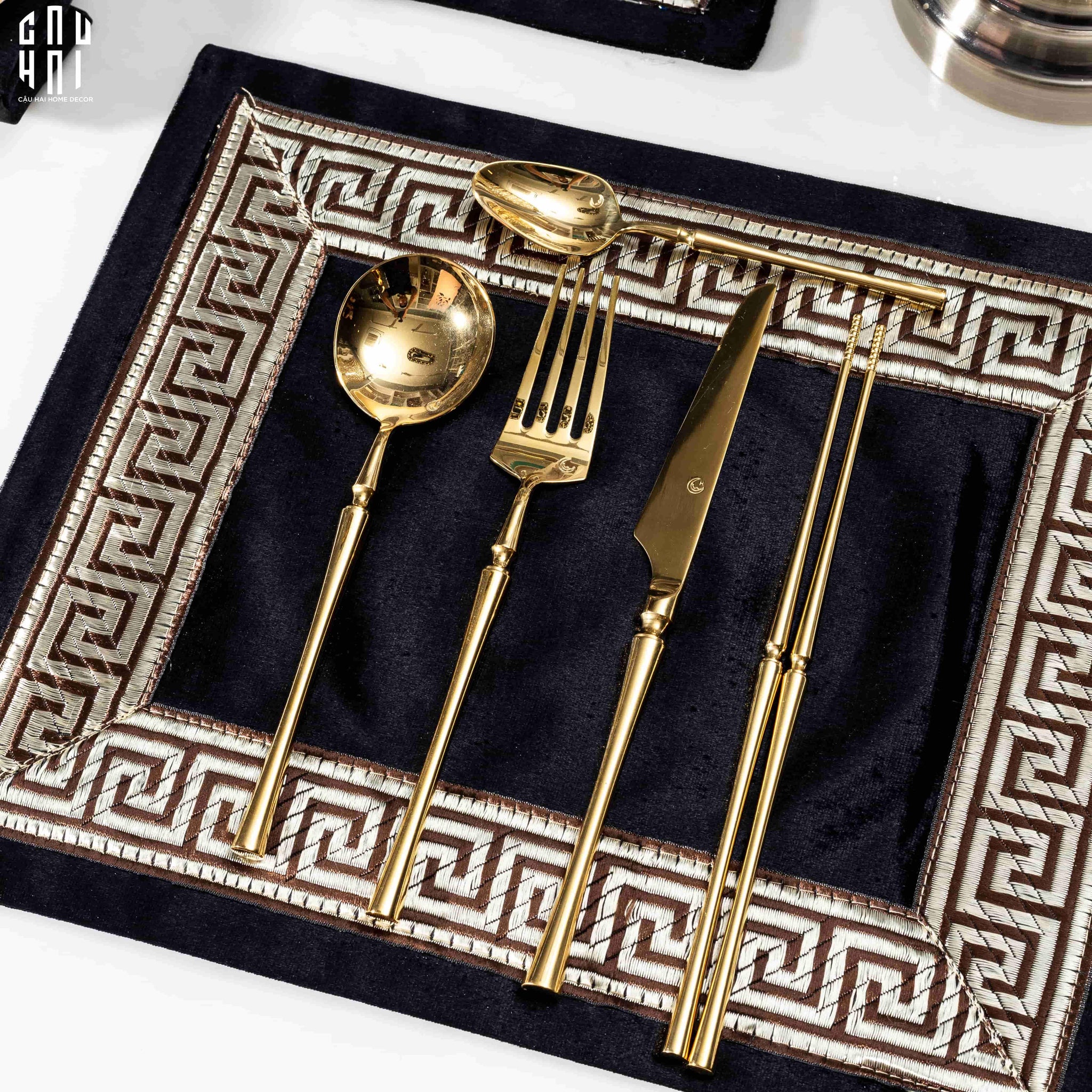 Tấm Lót Nhung Crochet - Velvet Placemat Crochet Noir-TẤM LÓT BÀN ĂN-CẬU HAI HOME DECOR
