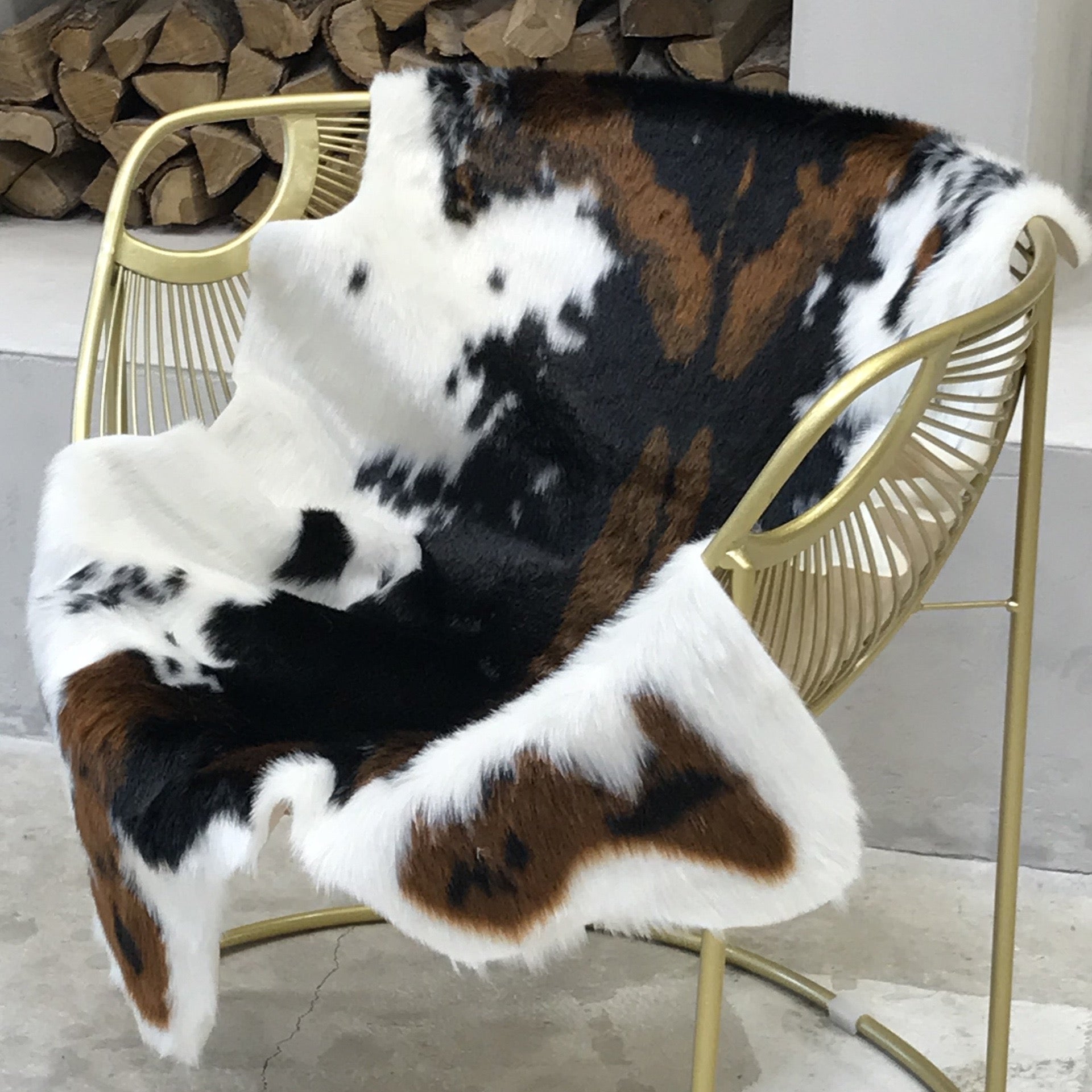 Thảm Lông Faux Fur Cowhide Cognac Noir 85x110-Thảm Lông-CẬU HAI HOME DECOR