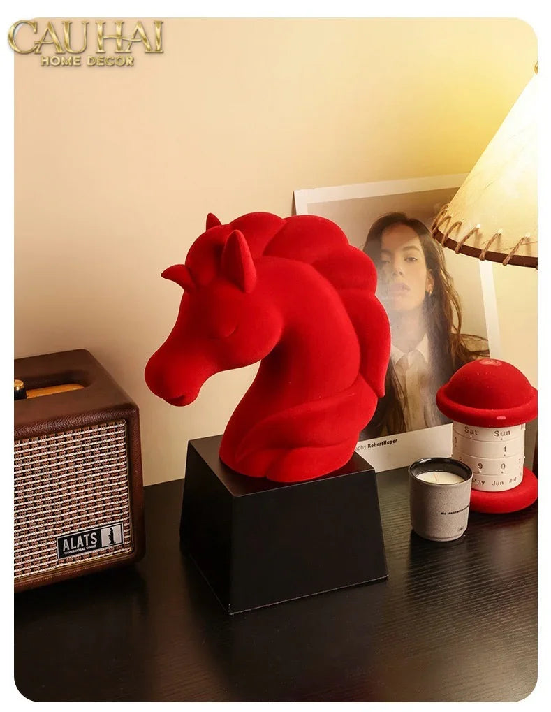 Tượng Đầu Ngựa Trang Trí Nhung Đỏ Tête De Cheval Rouge Velour Armour 29.5-TƯỢNG TRANG TRÍ-CẬU HAI HOME DECOR
