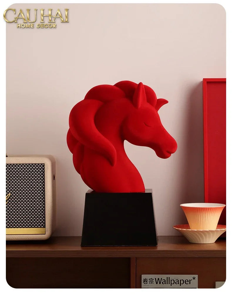 Tượng Đầu Ngựa Trang Trí Nhung Đỏ Tête De Cheval Rouge Velour Armour 29.5-CẬU HAI HOME DECOR