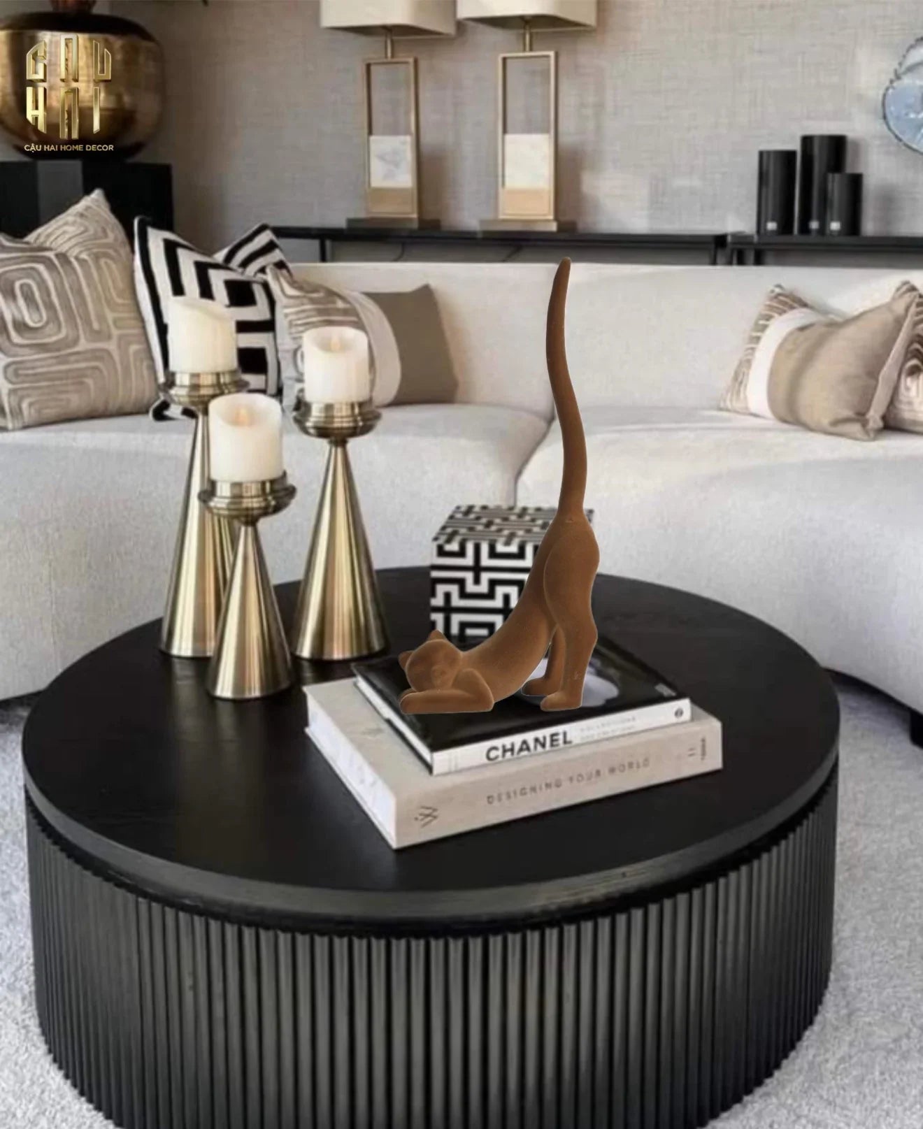 Tượng Mèo Vươn Mình Bọc Nhung Brun Velvet Stretchy Cat 16x37-TƯỢNG TRANG TRÍ-CẬU HAI HOME DECOR