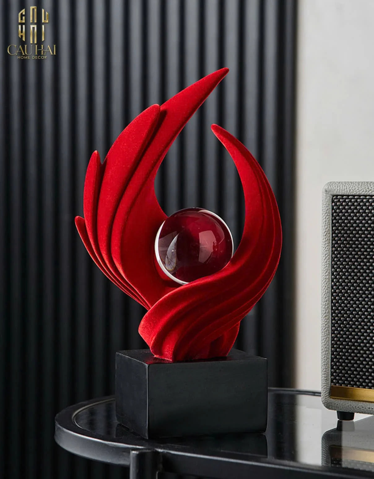 Tượng Nhung Đỏ Eternal Flame Red Velvet 16x12x27.5-TƯỢNG TRANG TRÍ-CẬU HAI HOME DECOR