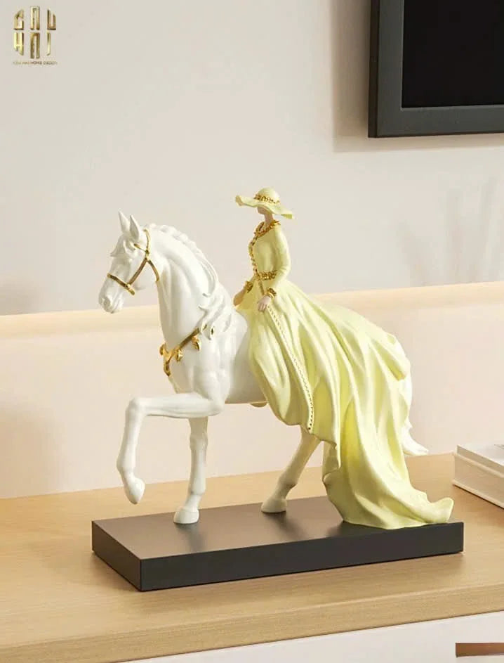 Tượng Princess Montclair - Duchess Of Montclair-TƯỢNG TRANG TRÍ-CẬU HAI HOME DECOR