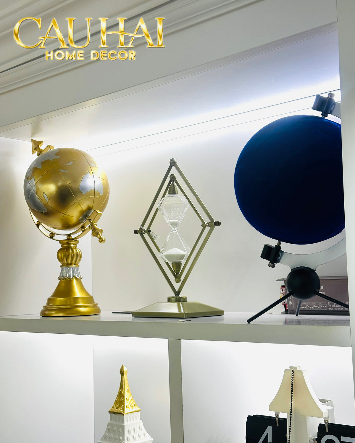 Tượng Nhung Velvet Blue Planet Ss25-TƯỢNG TRANG TRÍ-Đối tác tại Trung Quốc theo từng đơn đặt hàng-CẬU HAI HOME DECOR