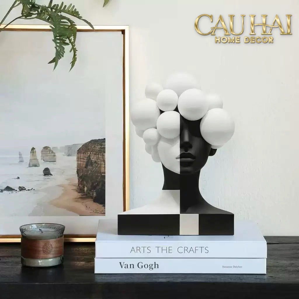 Tượng Quý Cô Dualité Sphère Miroir