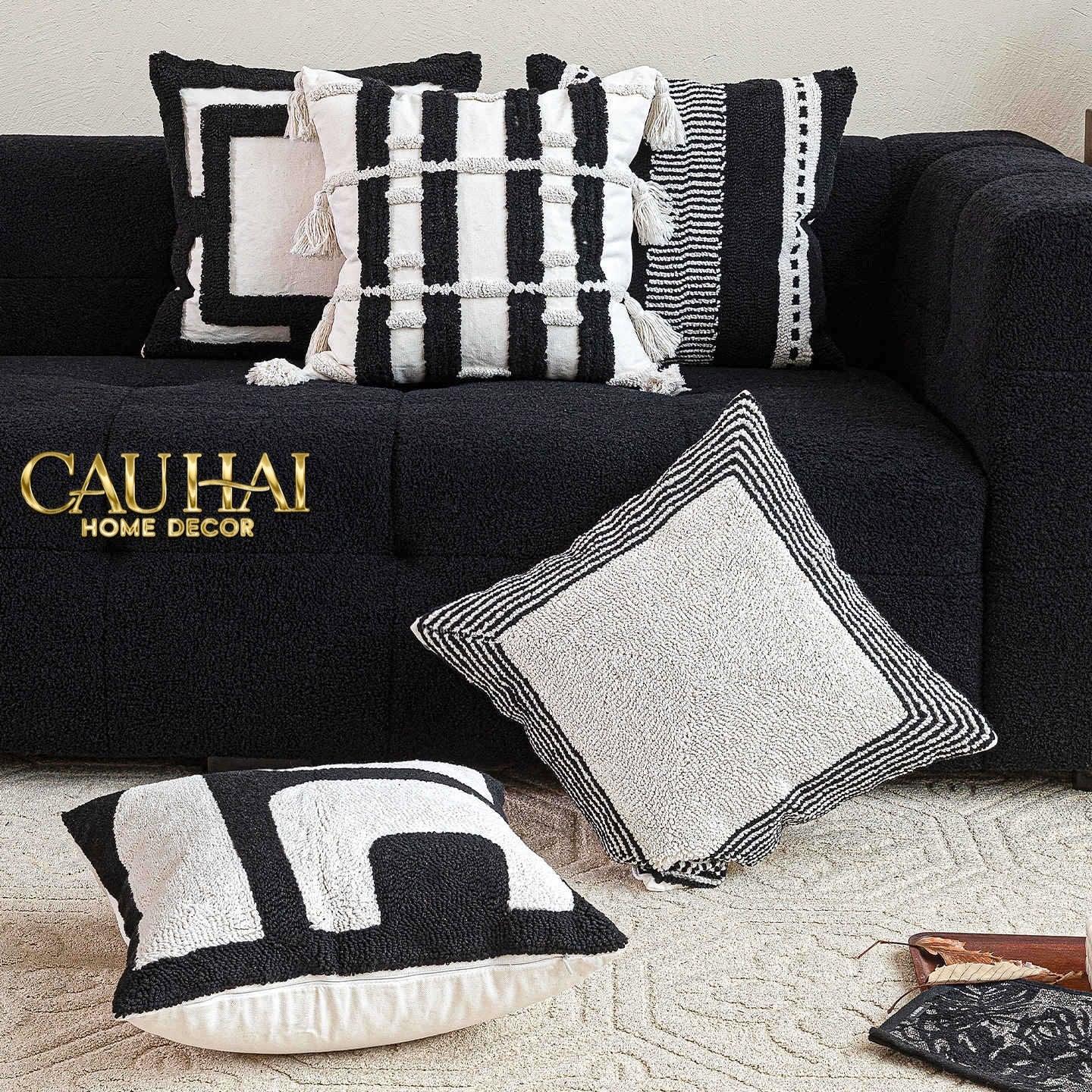 Vỏ Gối Canvas Mono Geometric Border 45-CẬU HAI HOME DECOR
