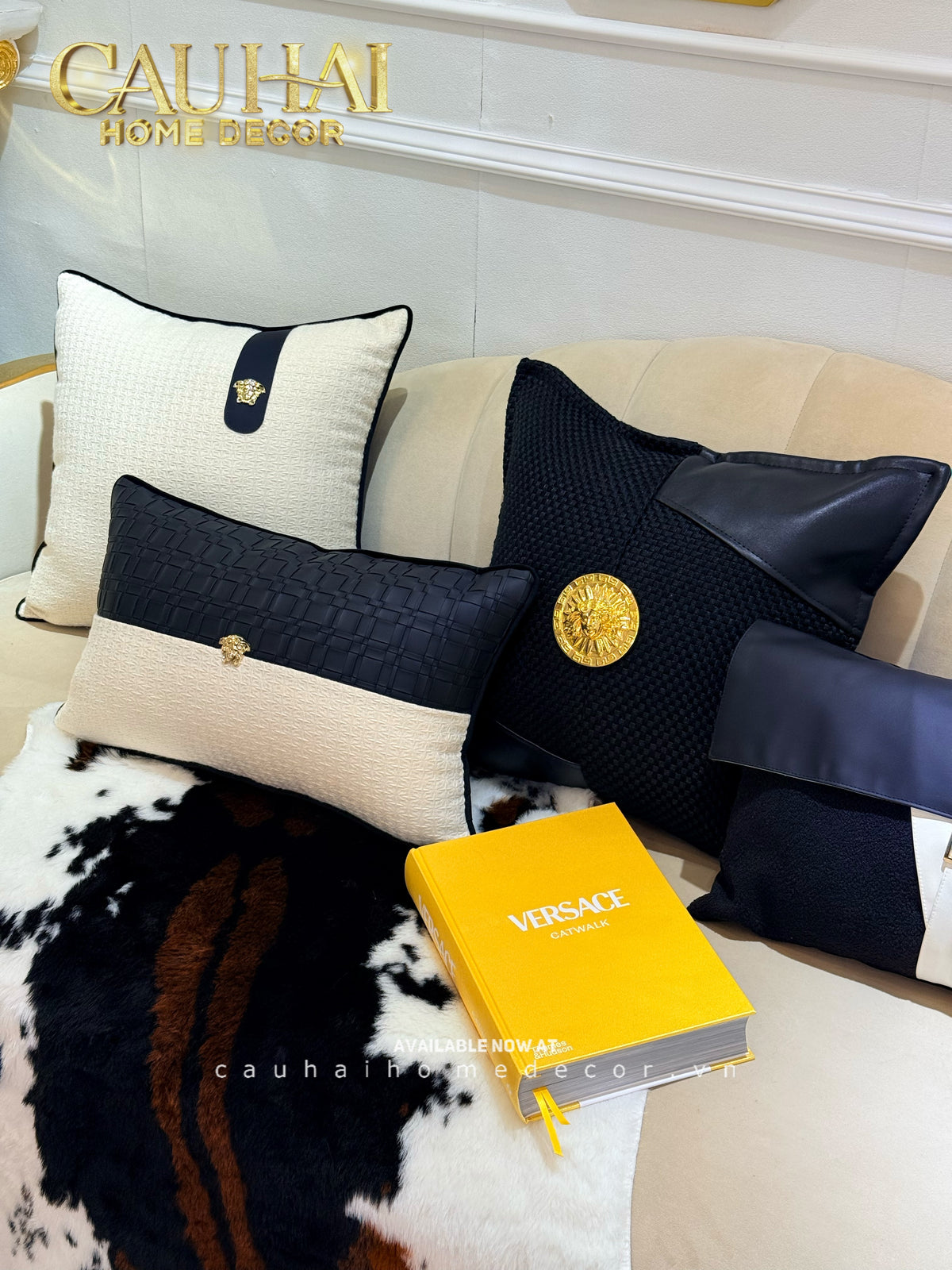 Vỏ Gối Canvas Phối Da Intrecciato Lux Leather Phantom Medusa V Class 50-VỎ GỐI-Đối tác tại Trung Quốc theo từng đơn đặt hàng-CẬU HAI HOME DECOR