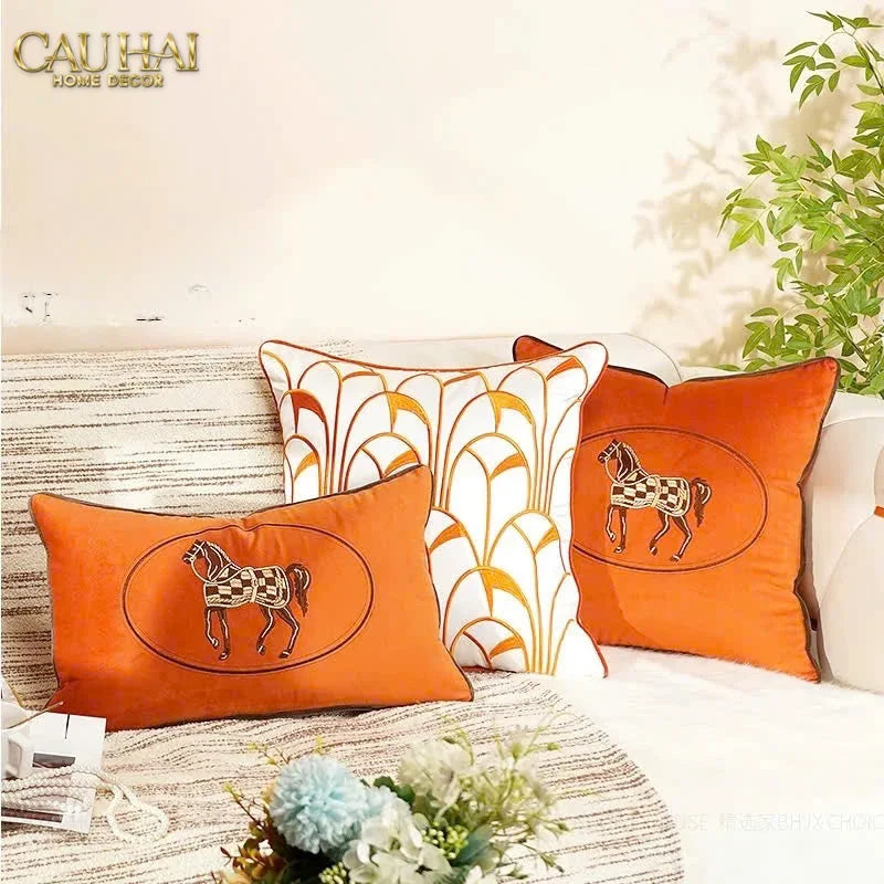 Vỏ Gối Lụa Satin Équestre Burnt-O 45-VỎ GỐI-CẬU HAI HOME DECOR