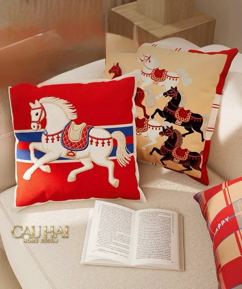 Vỏ Gối Nhung Équestre Les Cinq Chevaux Royaux 45-VỎ GỐI-CẬU HAI HOME DECOR-CẬU HAI HOME DECOR