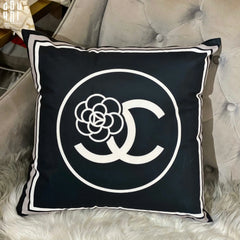 Vỏ Gối Nhung Floral Camelia 45.-VỎ GỐI-CẬU HAI HOME DECOR