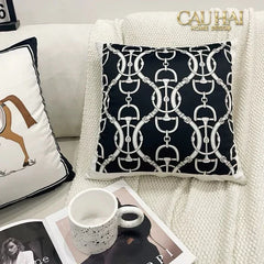 Vỏ Gối Nhung Horsebit Noble Héritage - Noir Motif 45-VỎ GỐI-CẬU HAI HOME DECOR